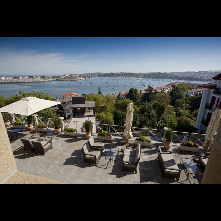 Fly Drive Paradores Rondreis Pyreneeen en omgeving 3