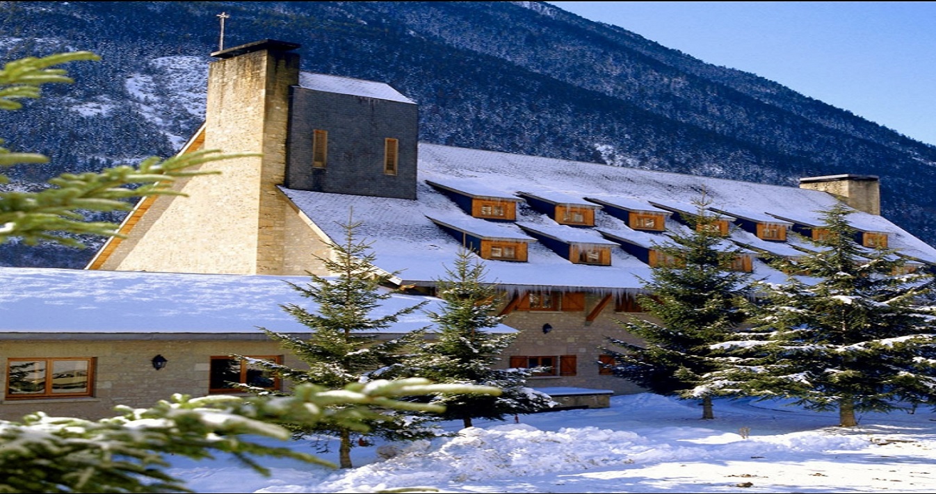  Fly Drive Paradores Rondreis Pyreneeen en omgeving 1