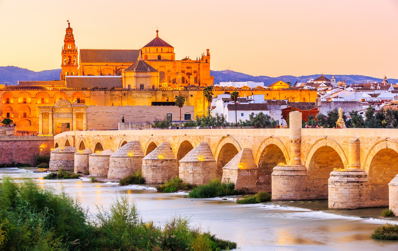 Fly Drive Paradores Rondreis Betoverend Andalusie Afbeelding
